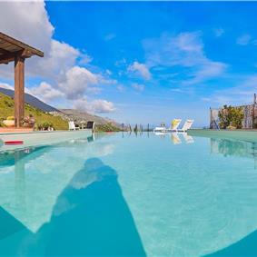 2 bedroom villa with infinity pool near Scopollo, sleeps 4